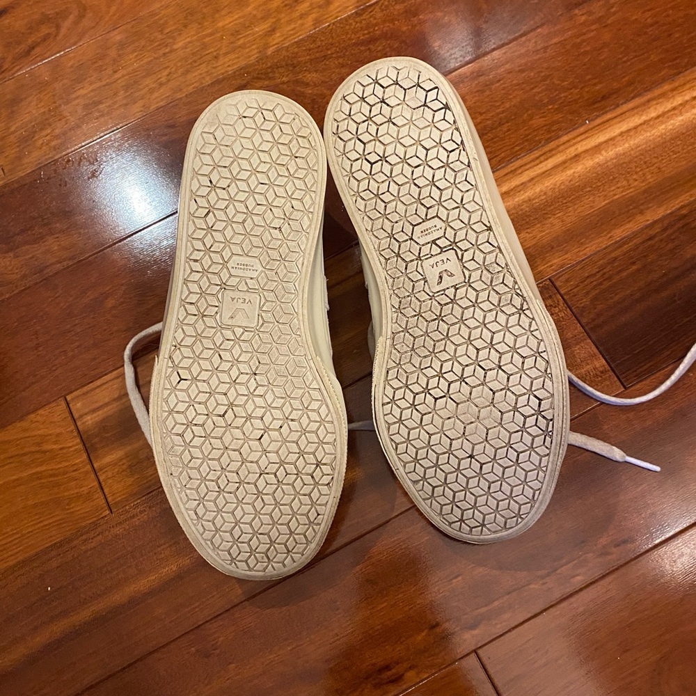 Veja Cream and Beige Sneakers - Picture 6 of 6